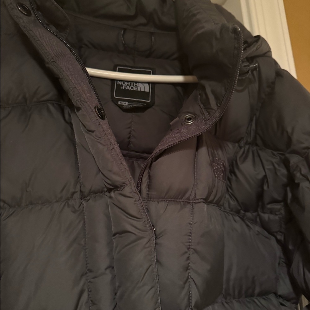 The North Face Black Puffer Jacket - Picture 2 of 4